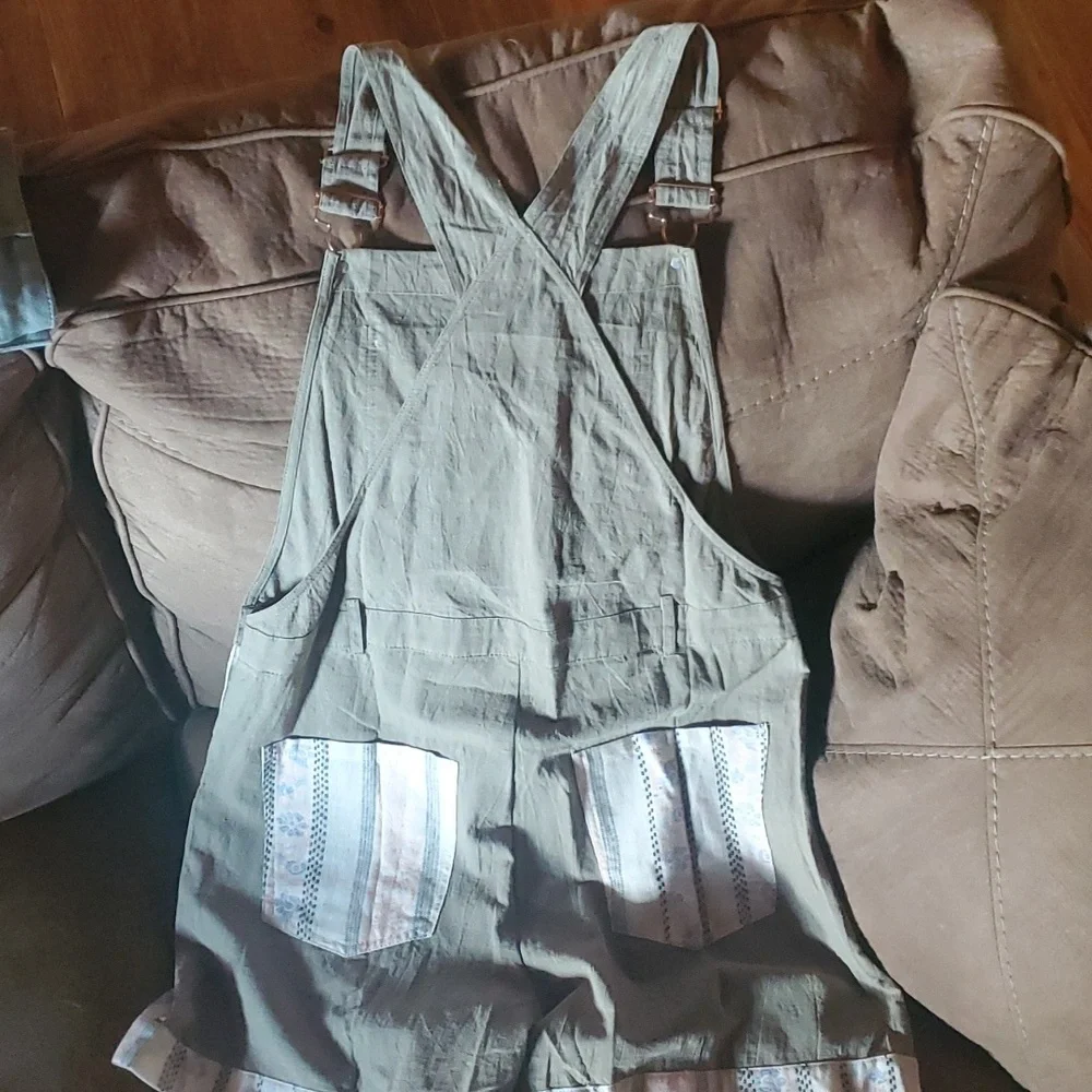 Overalls - Picture 2 of 3